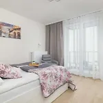 Cozy Laszkiewicza With Parking By Renters 公寓 *