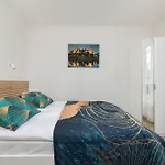公寓 Cozy Laszkiewicza With Parking By Renters