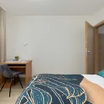 Cozy Laszkiewicza With Parking By Renters *