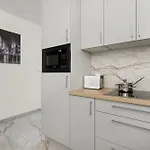 公寓 Cozy Laszkiewicza With Parking By Renters 克拉科夫