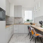 Cozy Laszkiewicza With Parking By Renters 克拉科夫