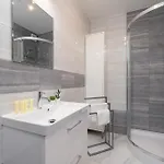 公寓 Cozy Laszkiewicza With Parking By Renters