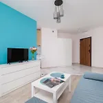 Cozy Laszkiewicza With Parking By Renters 公寓 *