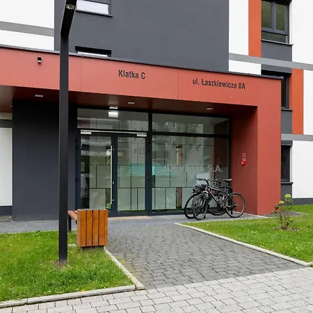 Cozy Laszkiewicza With Parking By Renters *