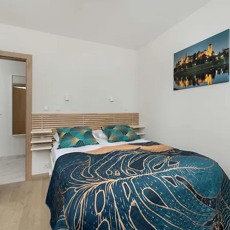 Cozy Laszkiewicza With Parking By Renters Krakau