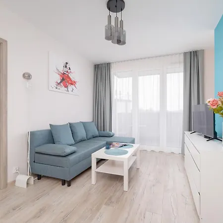 Apartment Cozy Laszkiewicza With Parking By Renters