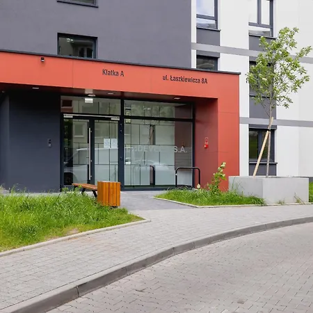 Cozy Laszkiewicza With Parking By Renters Krakow