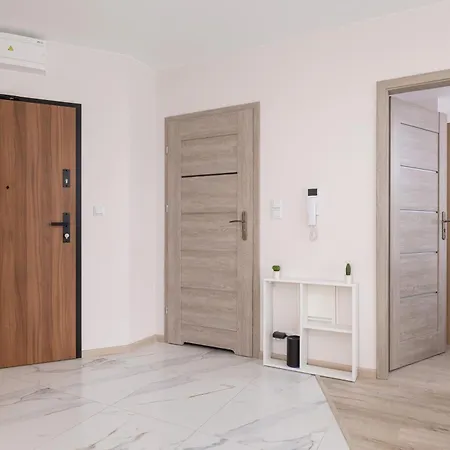 Appartement Cozy Laszkiewicza With Parking By Renters