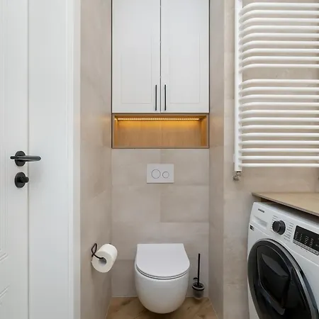 Apartment Cozy Laszkiewicza With Parking By Renters Krakow