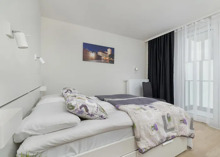 Cozy Laszkiewicza With Parking By Renters Appartement *