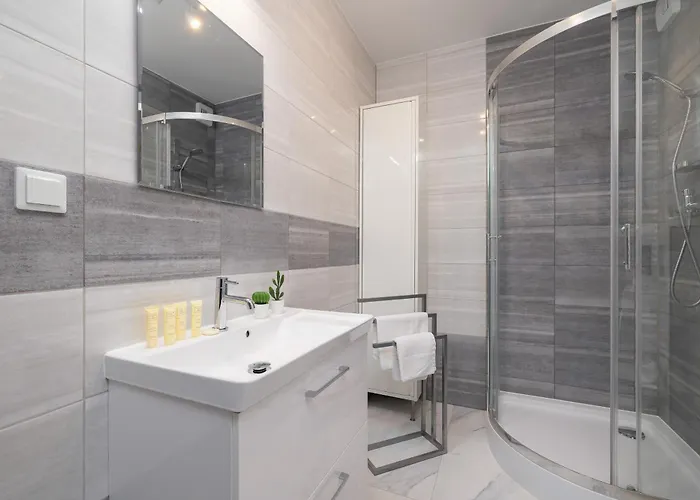 Appartement Cozy Laszkiewicza With Parking By Renters